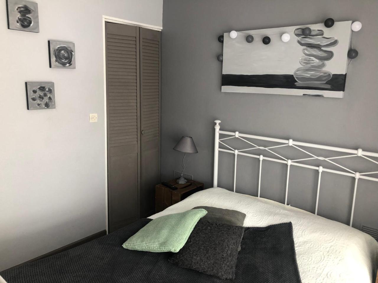 Le Monaclin Hotell Le Portel Exteriör bild